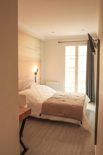 Others 5, Villa Berlioz, Alpes-Maritimes
