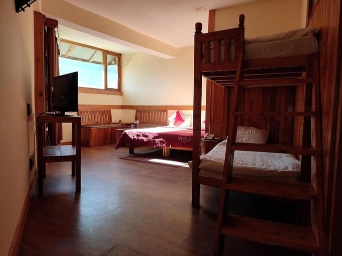 Bedroom 2, Hotel Valley of Gods, Kullu