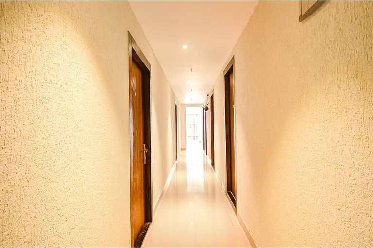Public Area 3, FabHotel Lake View Topsia, Kolkata