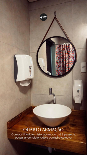 Bathroom 3, Graffi Beach House, Florianopolis