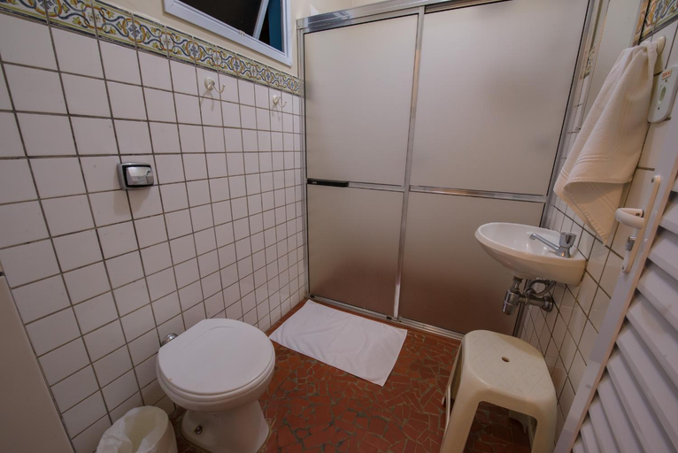 Bathroom 4, HOTEL ALTO DA BOA VISTA, Analandia