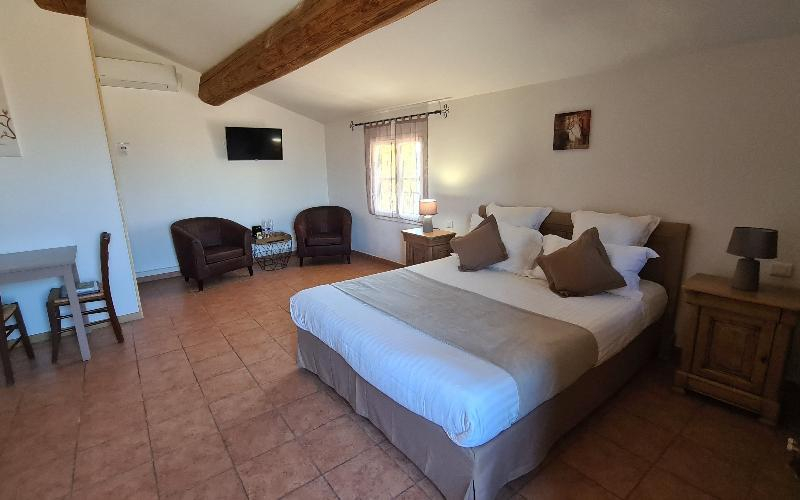Bedroom 2, Logis Hotel La Bastide Saint Bach, Drôme