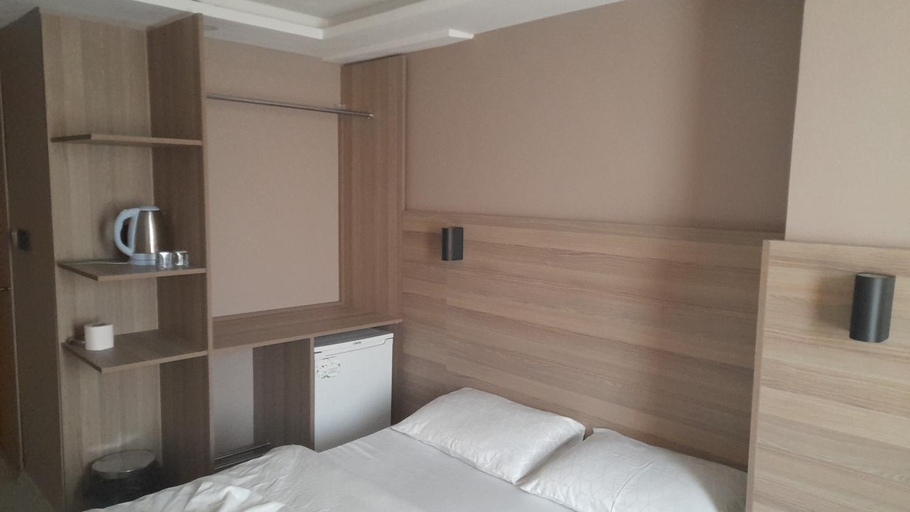 Bedroom 3, Moon Hotel Şirinevler, Bakırköy