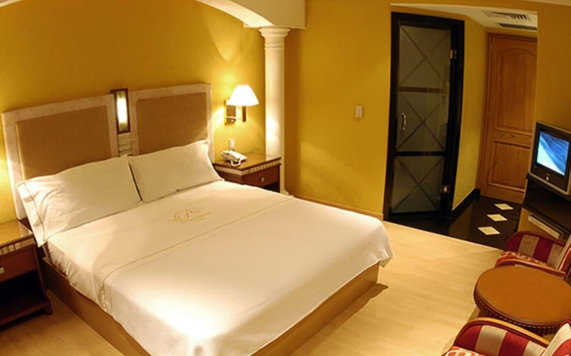 Bedroom 2, Villas Princess Hotel, Mexico City