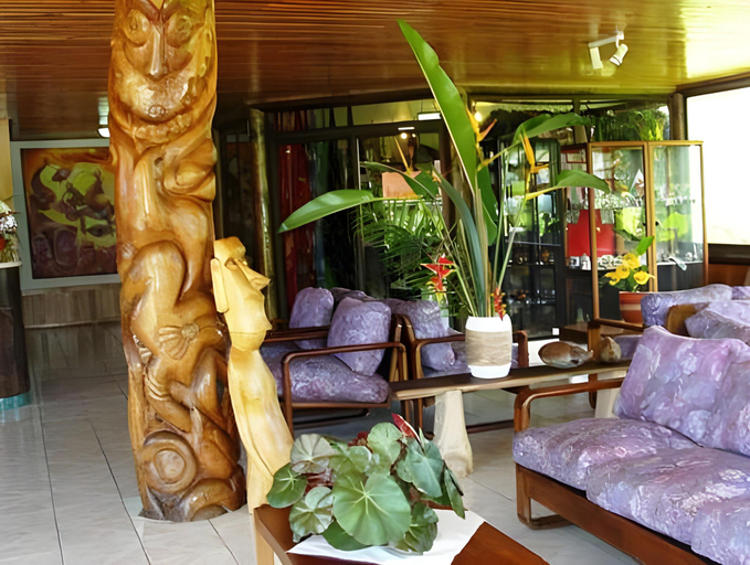 Public Area 2, Iorana, ísla de Pascua