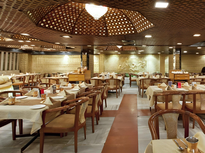 Food & Drinks 3, Ohris Baseraa, Hyderabad