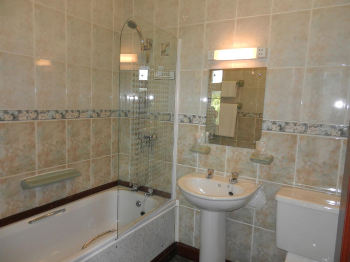 Bathroom 5, Morangie Hotel Tain, Highland
