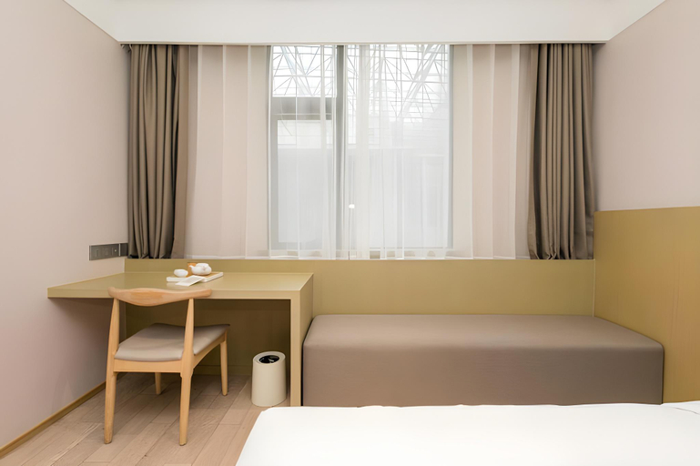 Bedroom 3, JI Hotel Shanghai Lujiazui Pudong Avenue, Shanghai