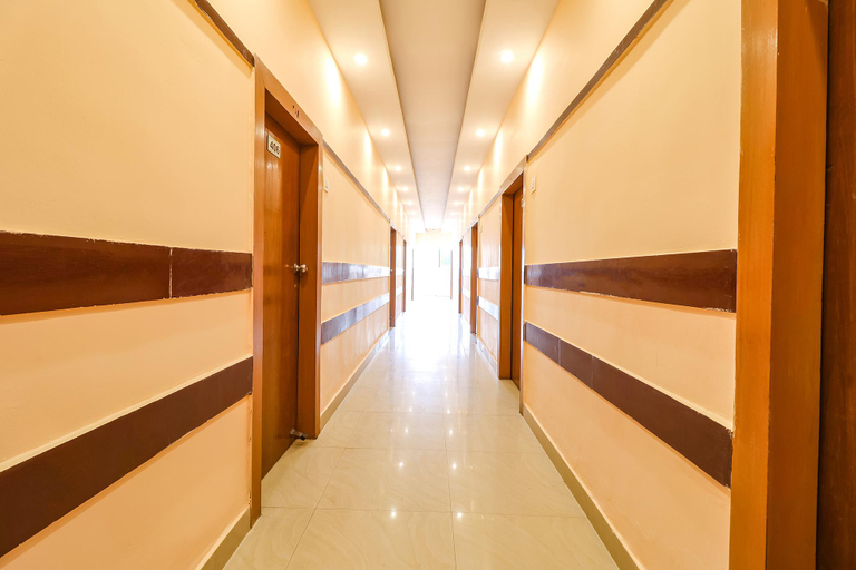 Public Area 2, FabHotel Shanti International, Ranchi