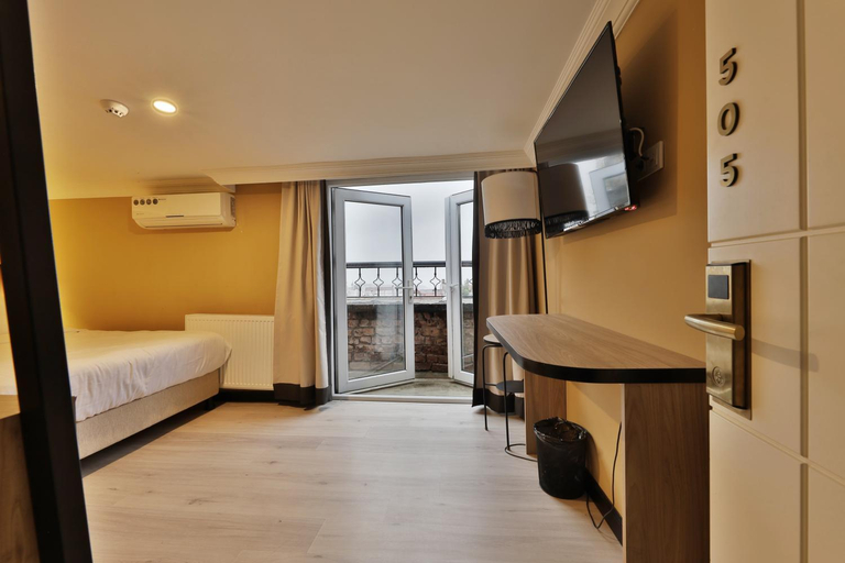 Bedroom 3, EA Exclusive Hotel, Beyoğlu