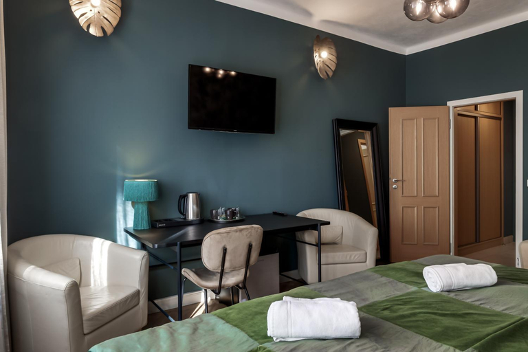 Bedroom, Merchant's Avenue Residence, Praha 1