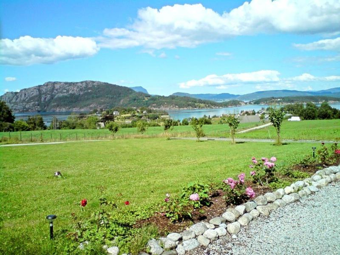 Others 4, Dønhaug Gard, Kvinnherad