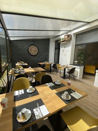 Food & Drinks 5, Urban Style Hotel des Cedres, Loiret