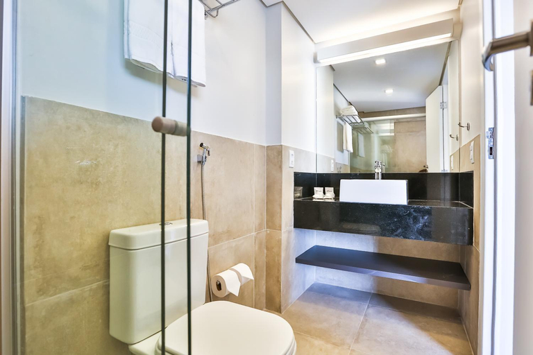 Bathroom 5, San Marino Suite Hotel, Goiania
