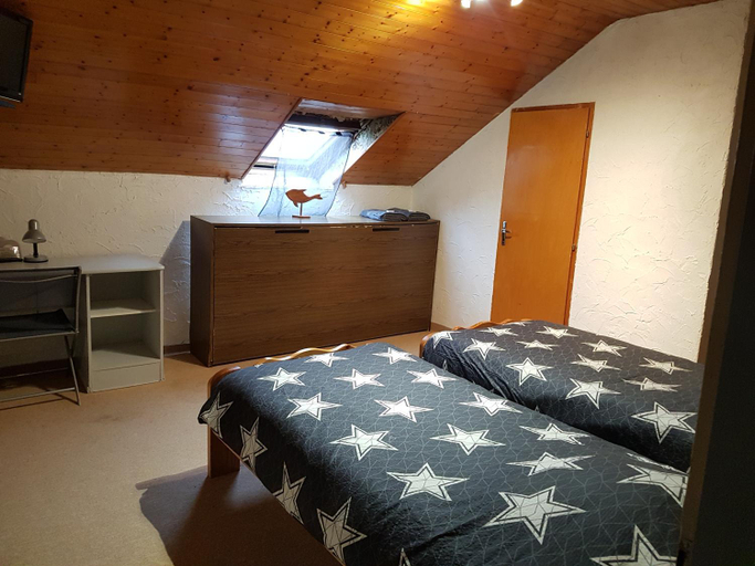 Bedroom 2, Hotel de la Gare, Vendlincourt, Porrentruy