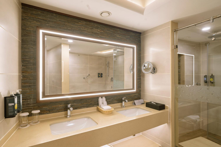 Bathroom 5, Sarova Panafric, Dagoretti North