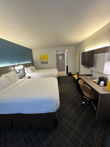 Bedroom 3, Comfort Inn Dallas Park Central, Dallas