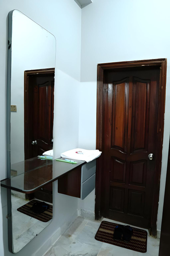 Others 3, Serenity Lodge Guest House, Sukkur