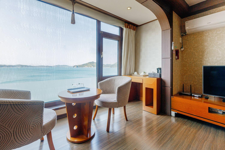 Others 4, Taeahn Beach Resortel, Taean