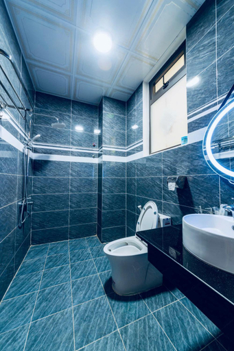 Bathroom 4, White Villa Đà Lạt, Đức Trọng
