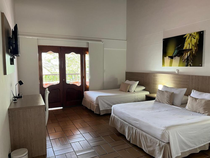 Bedroom 2, Hotel Los Viñedos, La Victoria