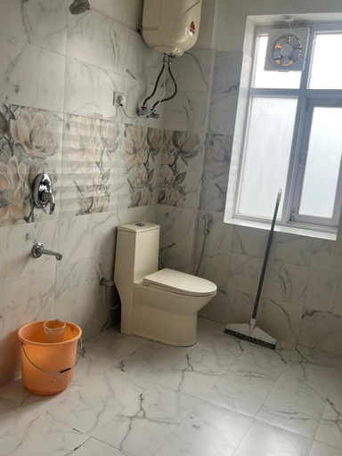 Bathroom, Mrikula cottage, Kullu