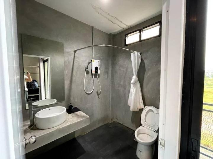 Bathroom 5, ChatameAmaline, Hat Yai