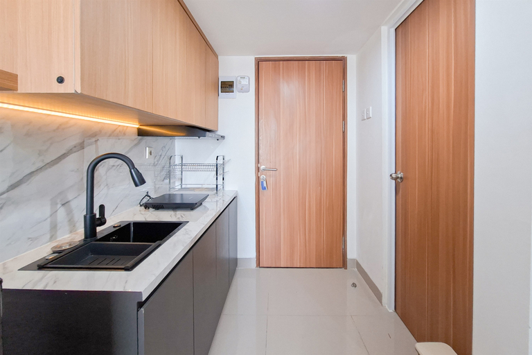 Others 4, Studio Near KRL Station at Cisauk Point Apartment By Travelio, Tangerang