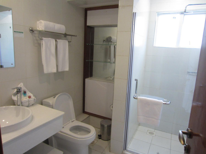 Bathroom 3, The Zehneria By Sarovar Portico India, Westlands