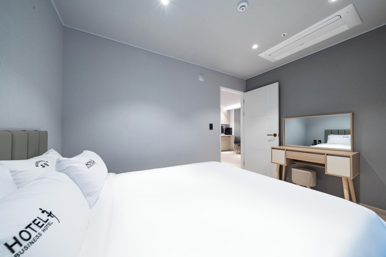 Bedroom 3, JIncheon hotel hue, Eumseong