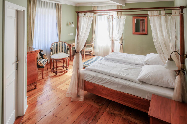 Bedroom 3, Schloss Neckarbischofsheim, Rhein-Neckar-Kreis