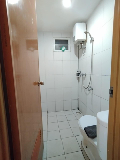 Bathroom 5, Fastrooms Bekasi Hotel, Bekasi