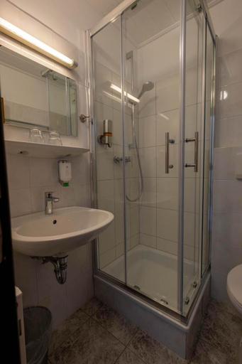Bathroom, Kraichtaler Hof, Karlsruhe