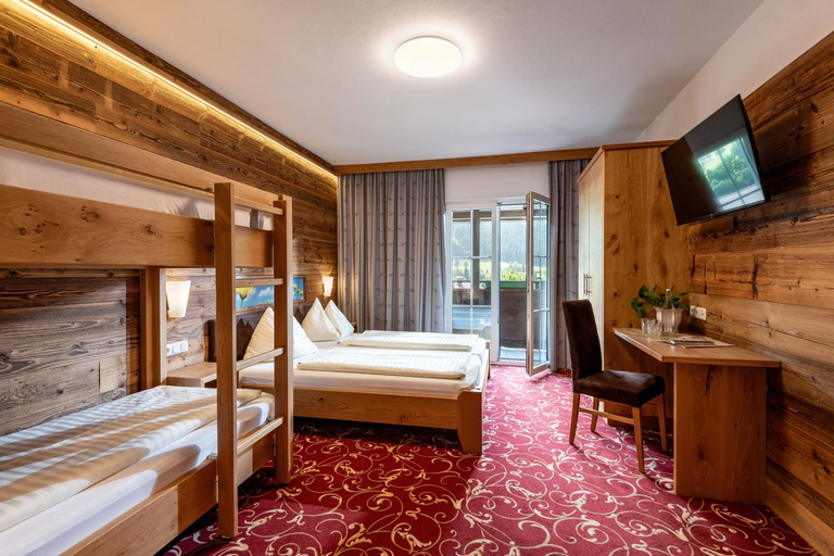 Bedroom 2, Hotel Apart Garni Heisenhof, Kitzbühel