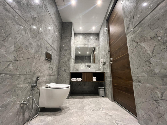 Bathroom 4, Silver Sand Sea Princess Beach Resort, South Andaman