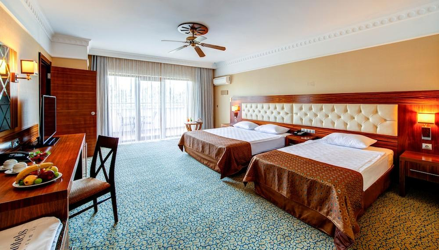Bedroom 3, Bera Alanya Hotel - Halal All Inclusive, Alanya