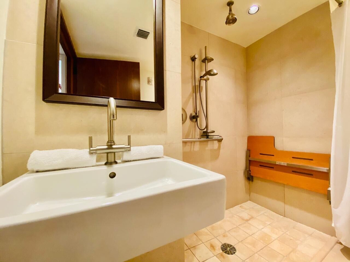 Bathroom 3, Carillon Miami Beach Private Suites, Miami-Dade