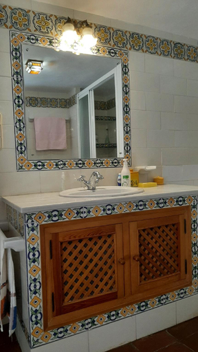 Bathroom 4, Carmen Santa Rosa, Granada