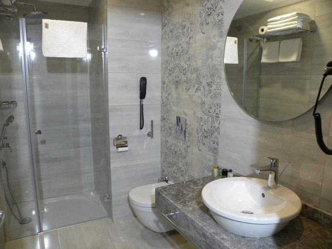 Bathroom 5, Blue Marlin Deluxe Spa Resort, Alanya