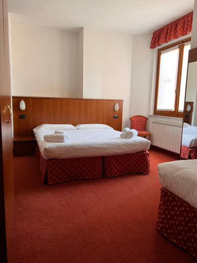 Others 3, Fell Hotel, Torino