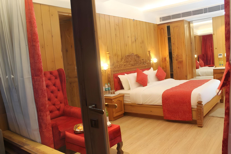 Bedroom 2, Tiaraa Hotels & Resorts - A Five Star Luxury Resort, Manali, Kullu