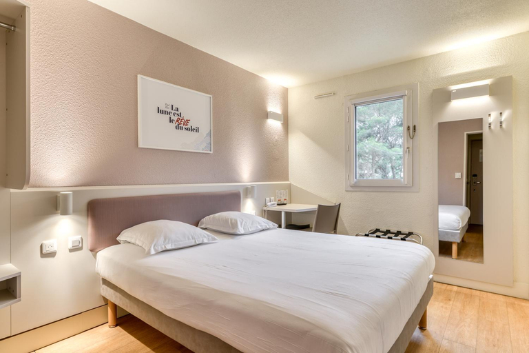 Bedroom 2, ACE Hotel Travel Fabregues - A9 Montpellier Sud, Hérault
