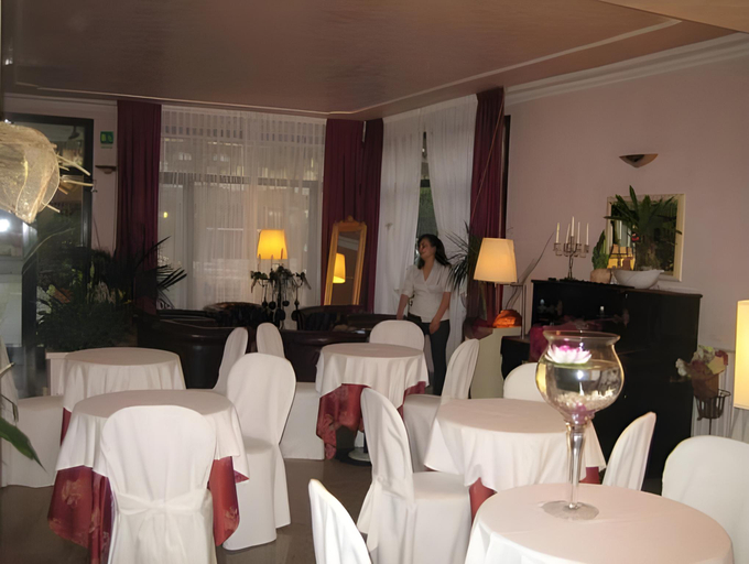 Food & Drinks 5, Hotel Baby, Ravenna
