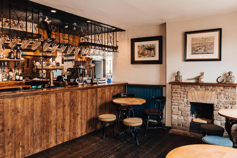 Food & Drinks 4, Cat and Custard Pot Inn, Gloucestershire