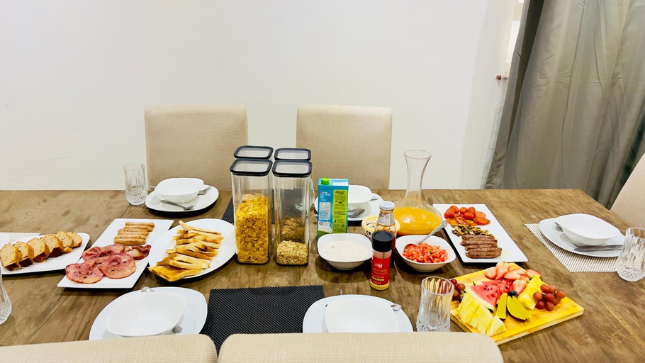 Food & Drinks, Dumabezwe Guest House, iLembe