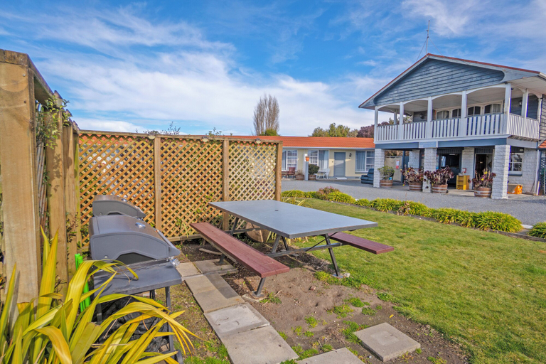 Exterior & Views 2, Kaikoura Motor Inn, Kaikoura