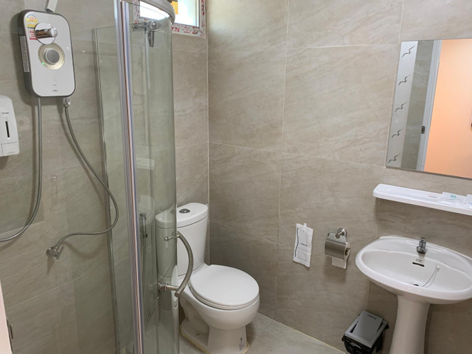 Bathroom 3, Campson Heaven Resort, Khao Kho