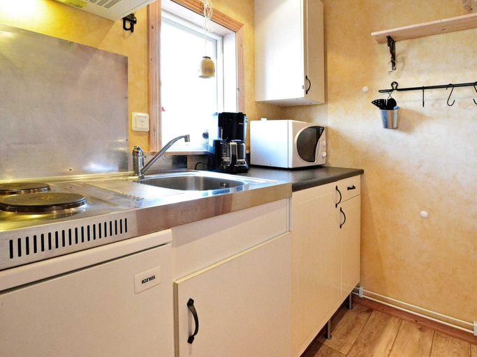 Others 4, 4 Person Holiday Home in Sloinge, Falkenberg