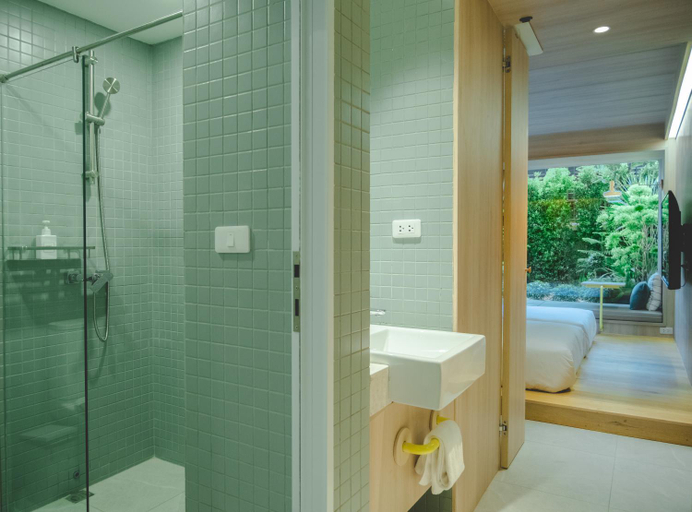 Bathroom 4, Jasmine Space, Khlong San