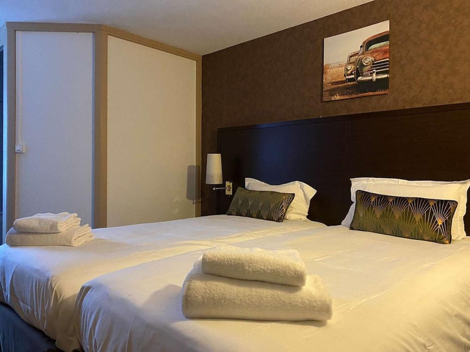 Bedroom 2, SHELDER Hotel - CHERBOURG EN COTENTIN - Equeurdreville, Manche